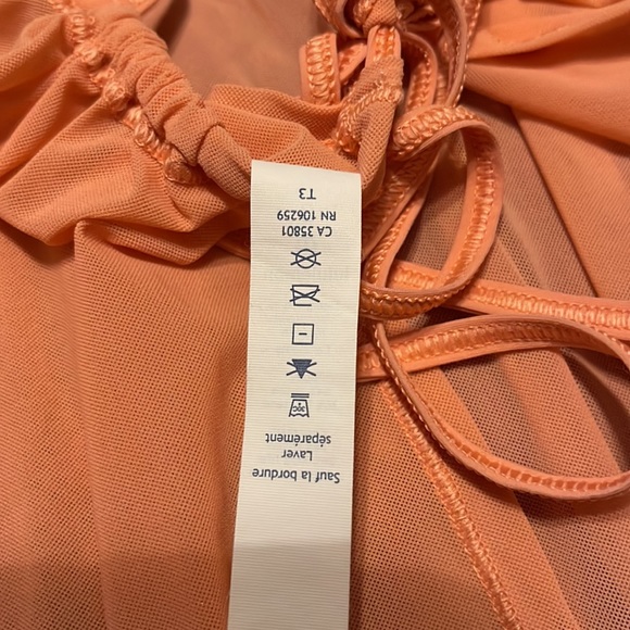 Lululemon like new peach tank top - Picture 9 of 11